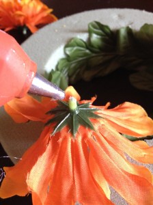 DIY Floral ring- glue flowers
